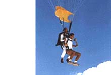 0280_13Landing.gif 4/16/96 Colour 0232 Tandem Skydiving in Turks & Caicos Islands 101 21 Photo CD
